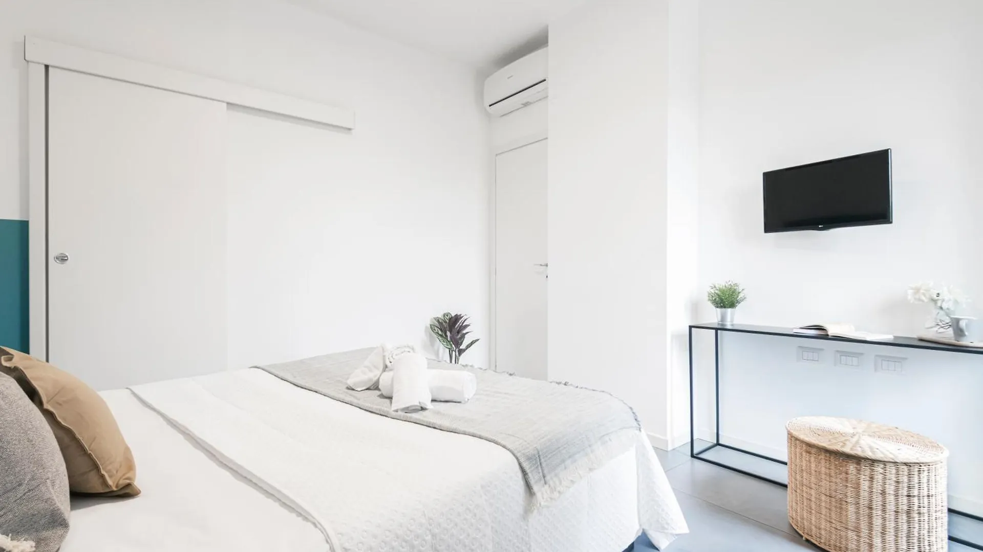 Beautiful Flat Fully Furnished In P.Ta Romana Milan