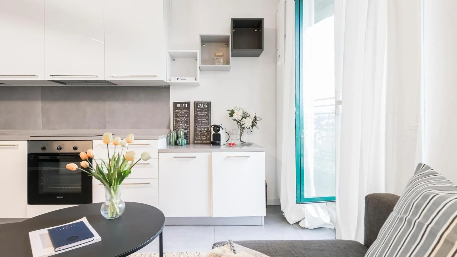 شقة Beautiful Flat Fully Furnished In P.Ta Romana ميلان