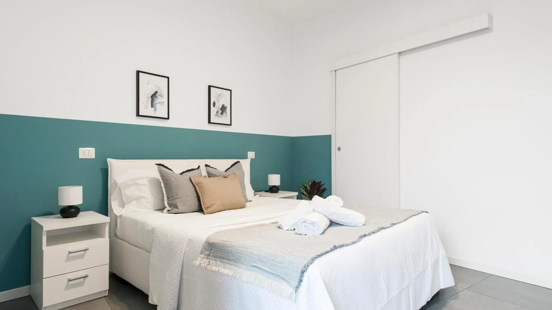 Beautiful Flat Fully Furnished In P.Ta Romana ميلان شقة